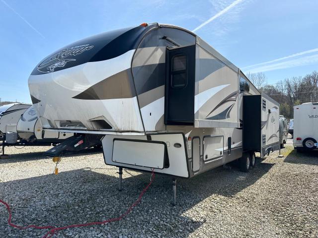 Изображение 2 2015 KQFP COUGA33MKS 2015 с VIN 4YDF3332XF2507143