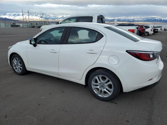 Obraz 2 z 2018 TOYOTA YARIS IA  2018 z VIN 3MYDLBYV9JY327266