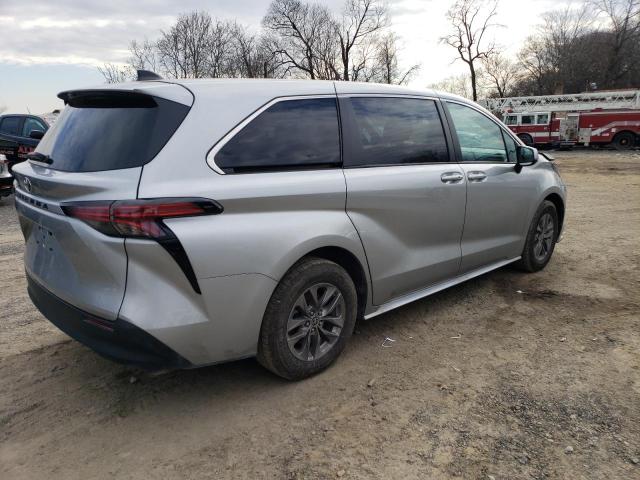 Image 3 of 2022 TOYOTA SIENNA LE 2022 with VIN 5TDKSKFCXNS065572