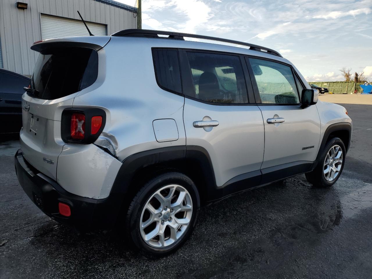 Obraz 3 z 2016 JEEP RENEGADE LATITUDE 2016 z VIN ZACCJABT3GPE14918