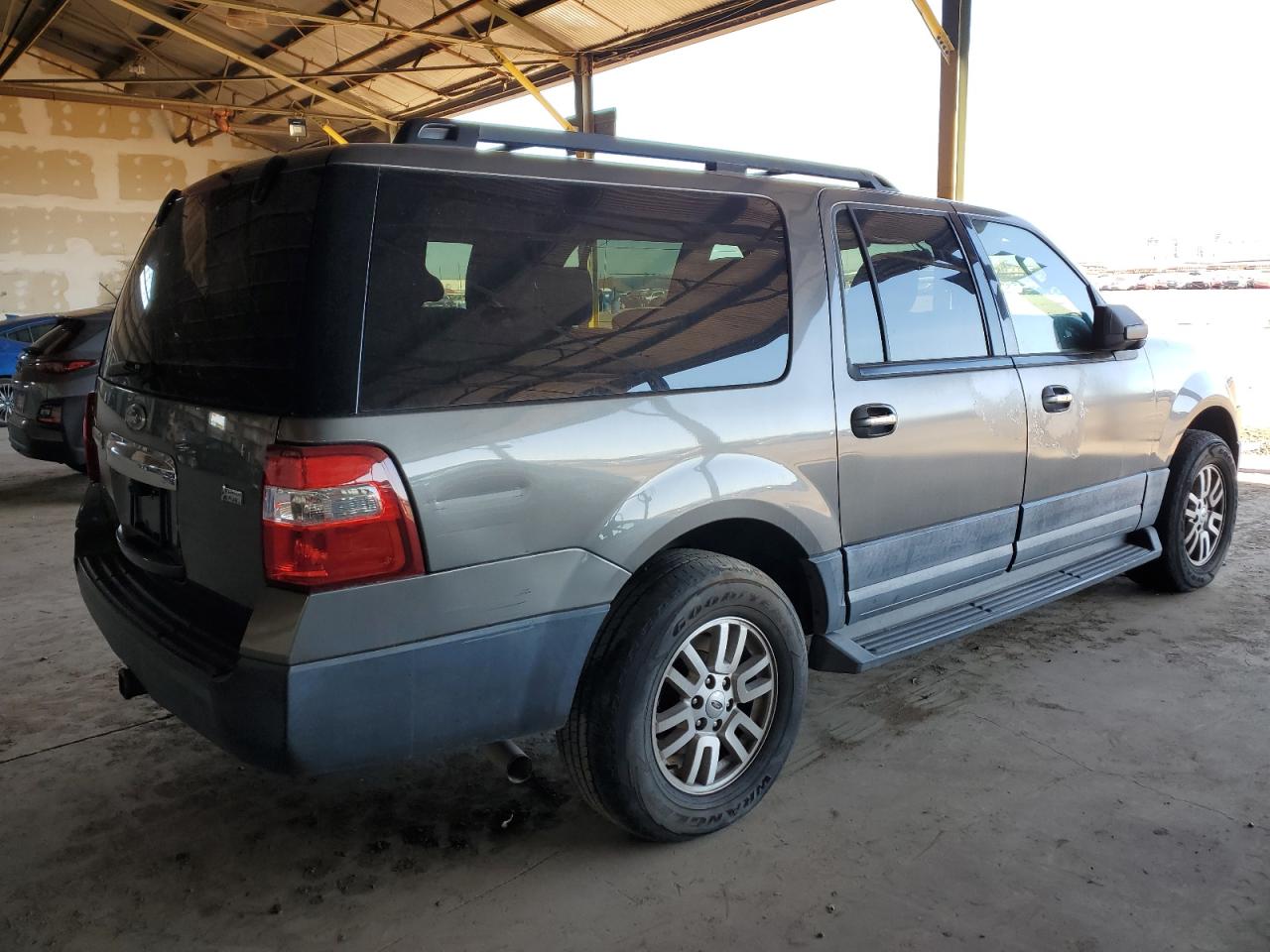 Изображение 3 2011 FORD EXPEDITION EL XL 2011 с VIN 1FMJK1F53BEF47806