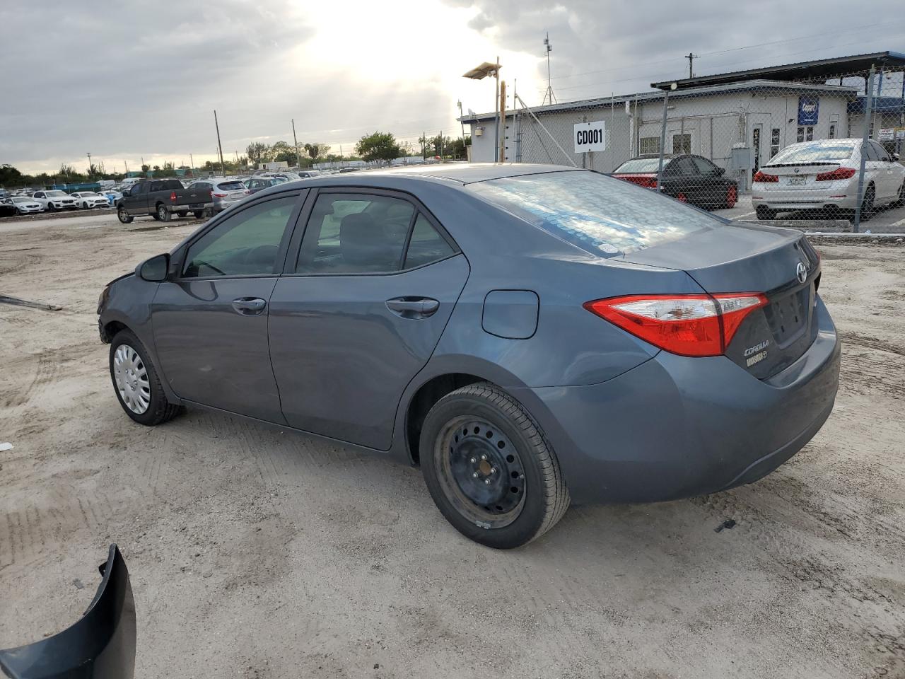 Image 2 of 2015 TOYOTA COROLLA L 2015 with VIN 2T1BURHE0FC303876