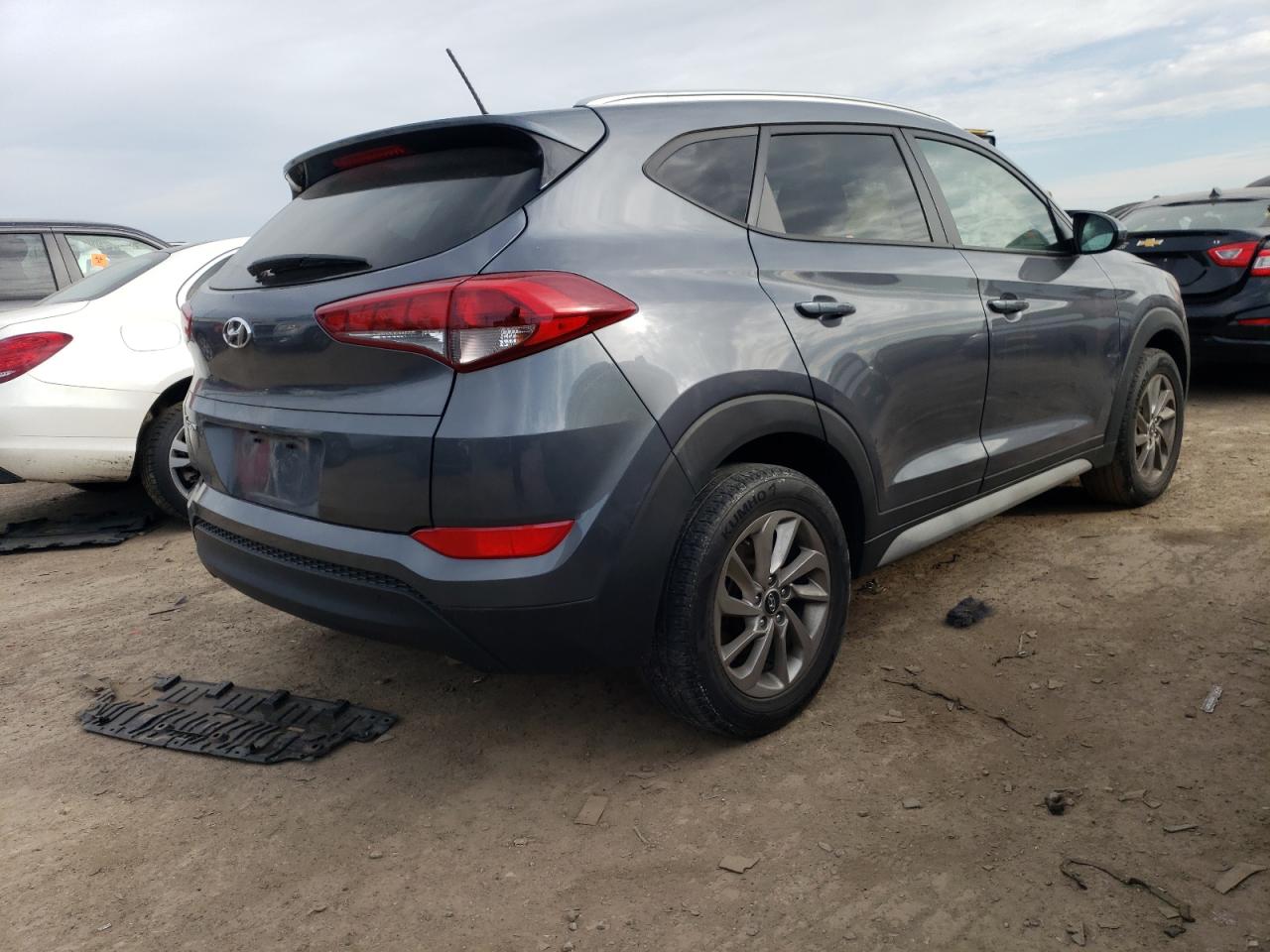 Image 3 of 2017 HYUNDAI TUCSON LIMITED 2017 with VIN KM8J33A45HU575337