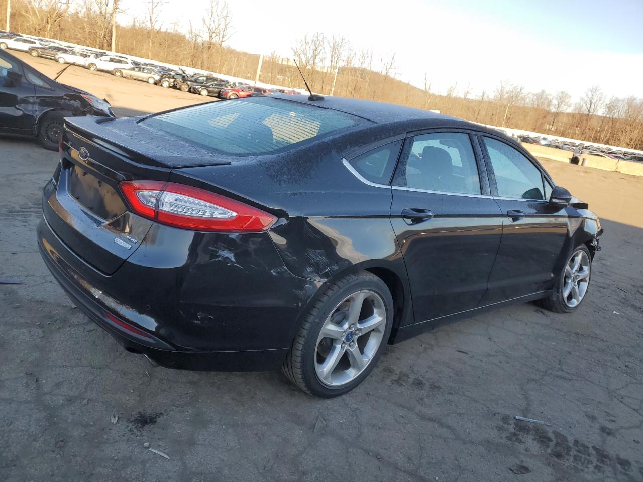 Obraz 3 z 2014 FORD FUSION SE 2014 z VIN 1FA6P0HD4E5361874