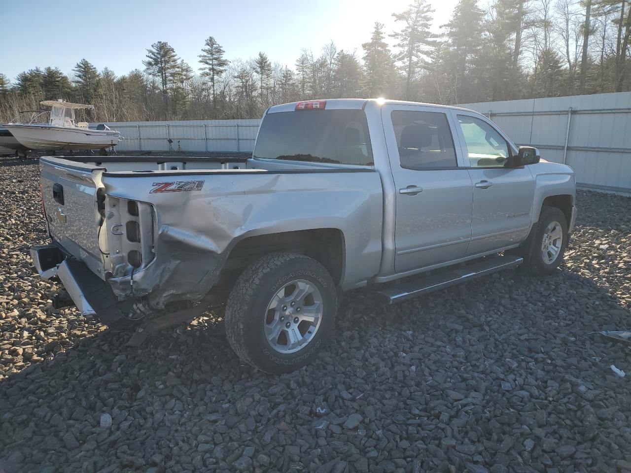 Image 3 of 2017 CHEVROLET SILVERADO K1500 LT 2017 with VIN 3GCUKREC9HG109762