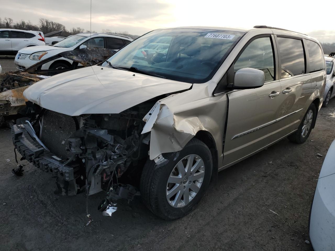 2015 CHRYSLER TOWN & COUNTRY TOURING 2015 image