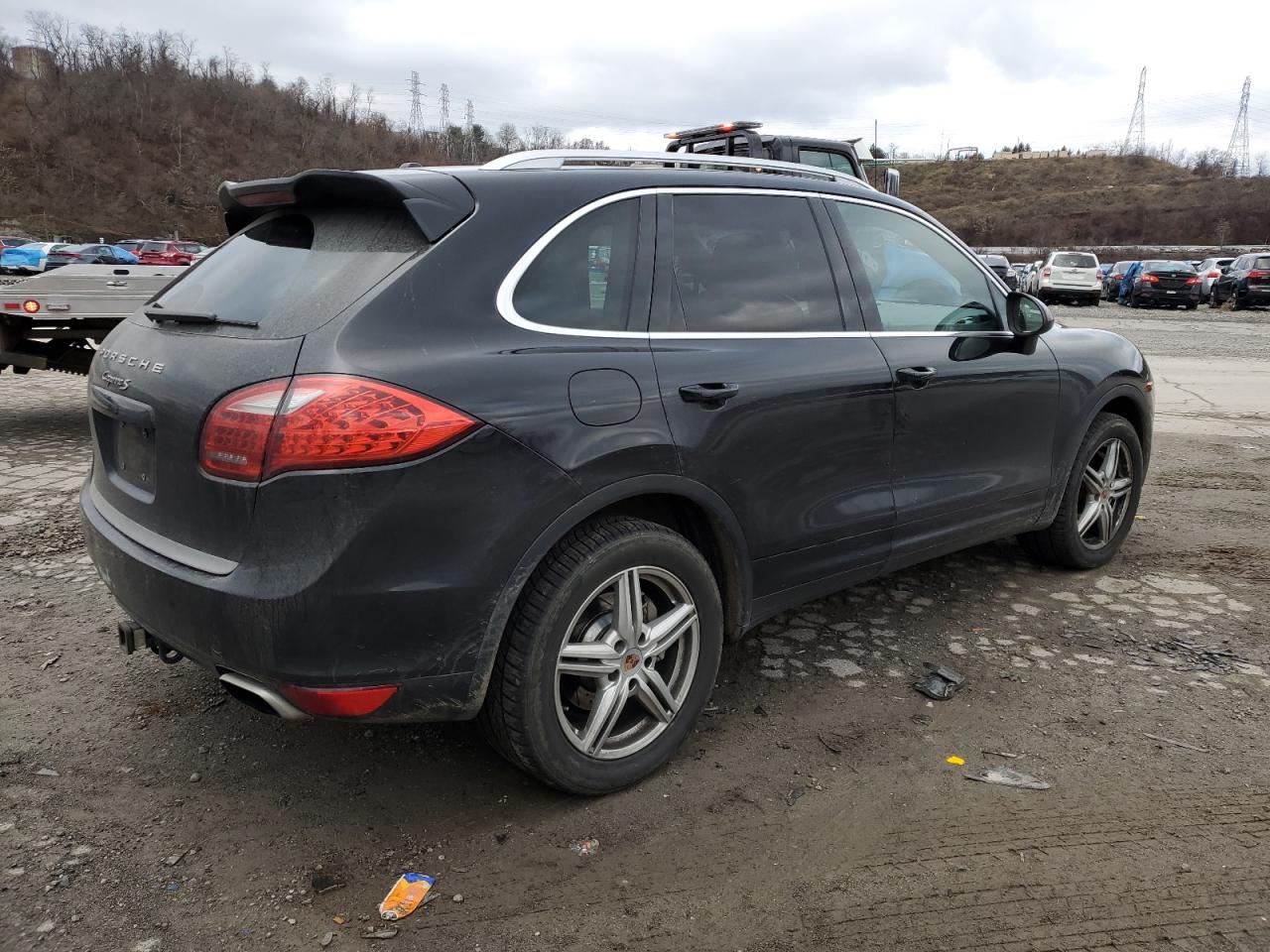 Obraz 3 z 2013 PORSCHE CAYENNE S 2013 z VIN WP1AB2A26DLA86668