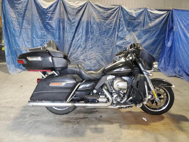 Image 1 of 2016 HARLEY-DAVIDSON FLHTK ULTRA LIMITED 2016 with VIN 1HD1KEL10GB661542