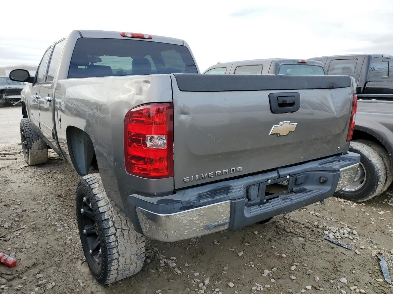 Image 2 of 2008 CHEVROLET SILVERADO C2500 HEAVY DUTY 2008 with VIN 1GCHC23K48F209835