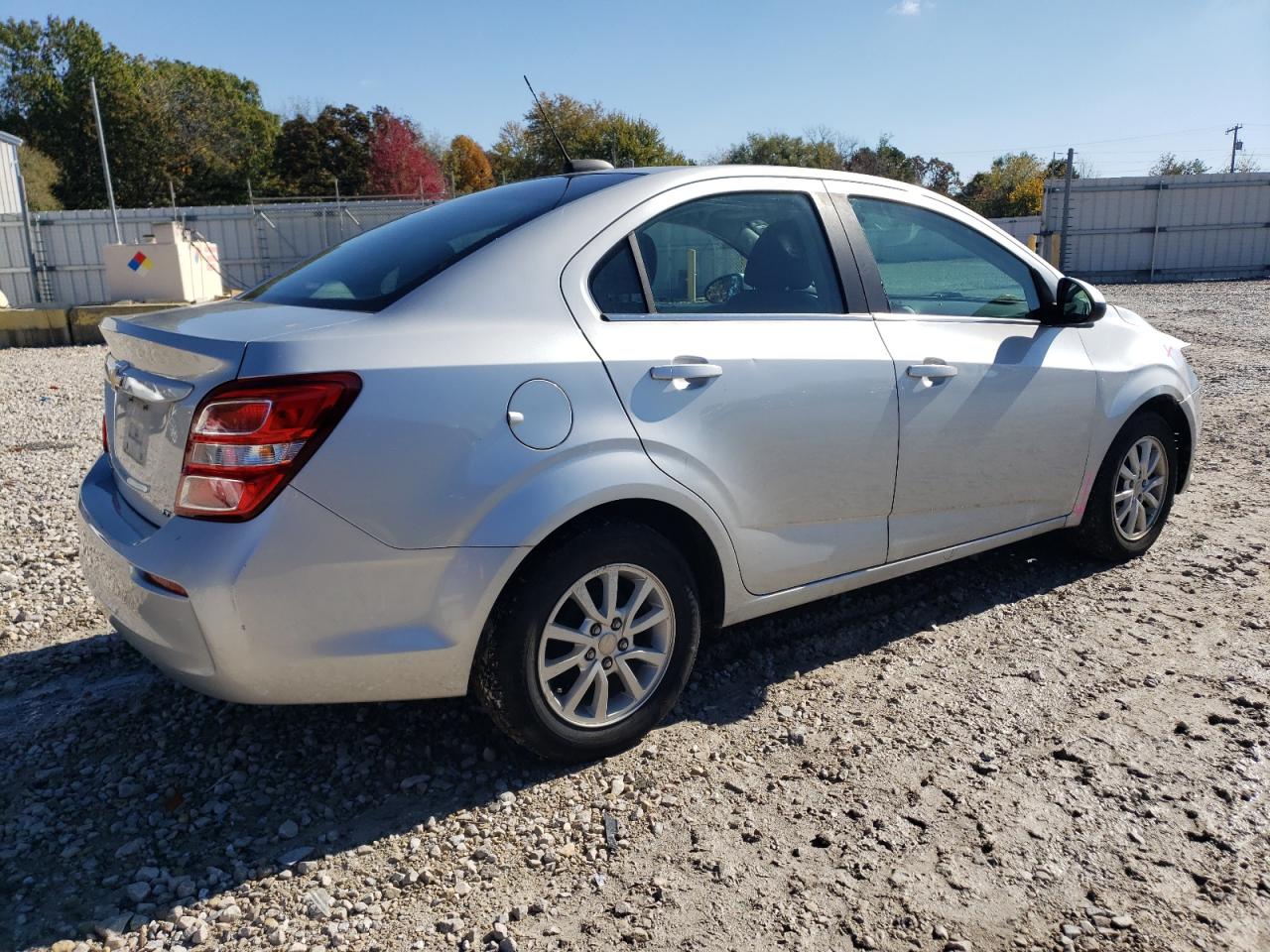 Image 3 of 2018 CHEVROLET SONIC LT 2018 with VIN 1G1JD5SHXJ4114387