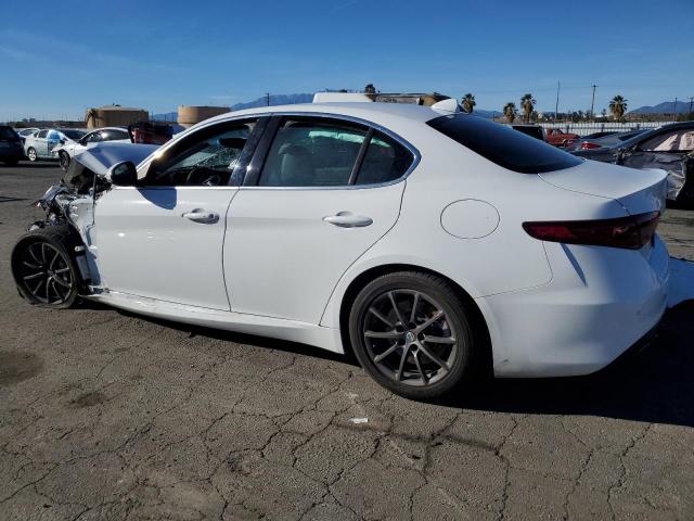 Obraz 2 z 2020 ALFA ROMEO GIULIA  2020 z VIN ZARFAMAN5L7629764