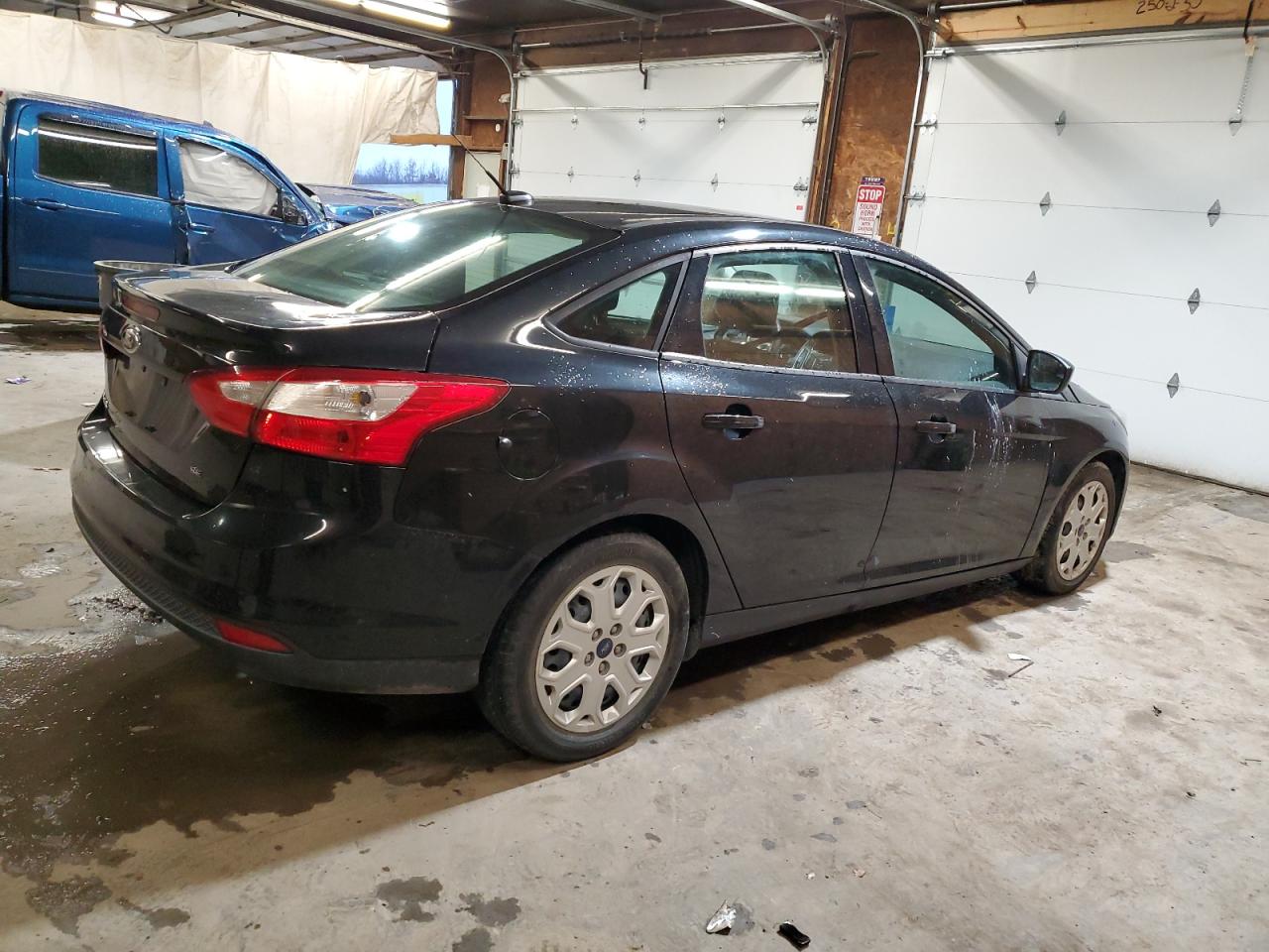 Image 3 of 2012 FORD FOCUS SE 2012 with VIN 1FAHP3F2XCL353976