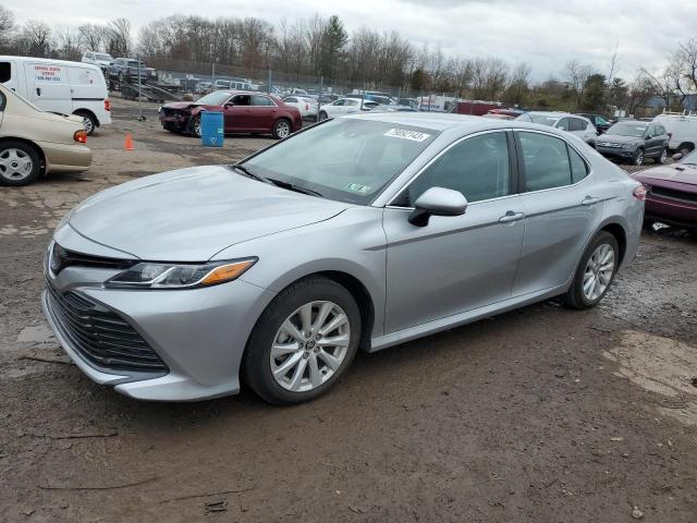 Obraz 1 z 2020 TOYOTA CAMRY LE 2020 z VIN 4T1C11AK8LU956741
