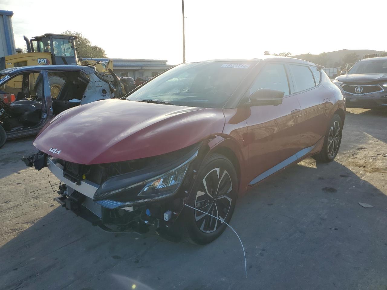 Obraz 1 z 2022 KIA EV6 GT LINE 2022 z VIN KNDC44LA7N5062700