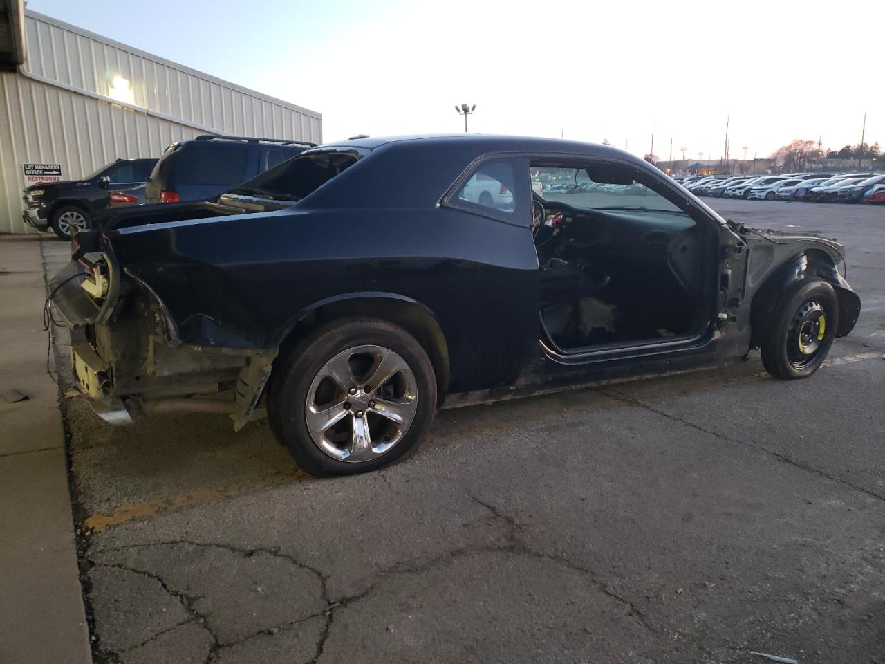 Image 3 of 2016 DODGE CHALLENGER R/T 2016 with VIN 2C3CDZBT0GH101174