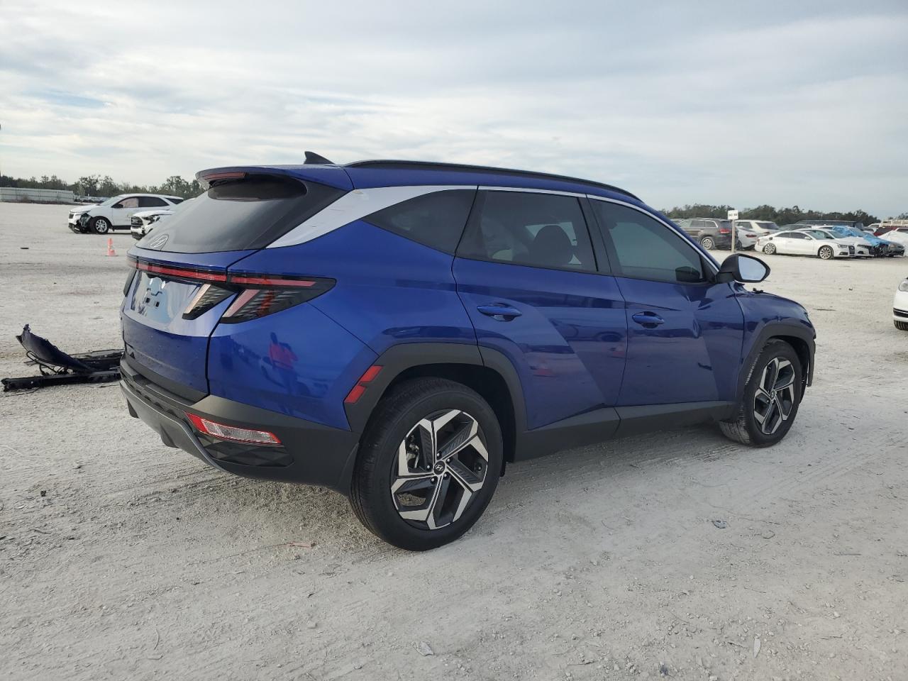 Image 3 of 2023 HYUNDAI TUCSON LIMITED 2023 with VIN 5NMJE3AE4PH236419