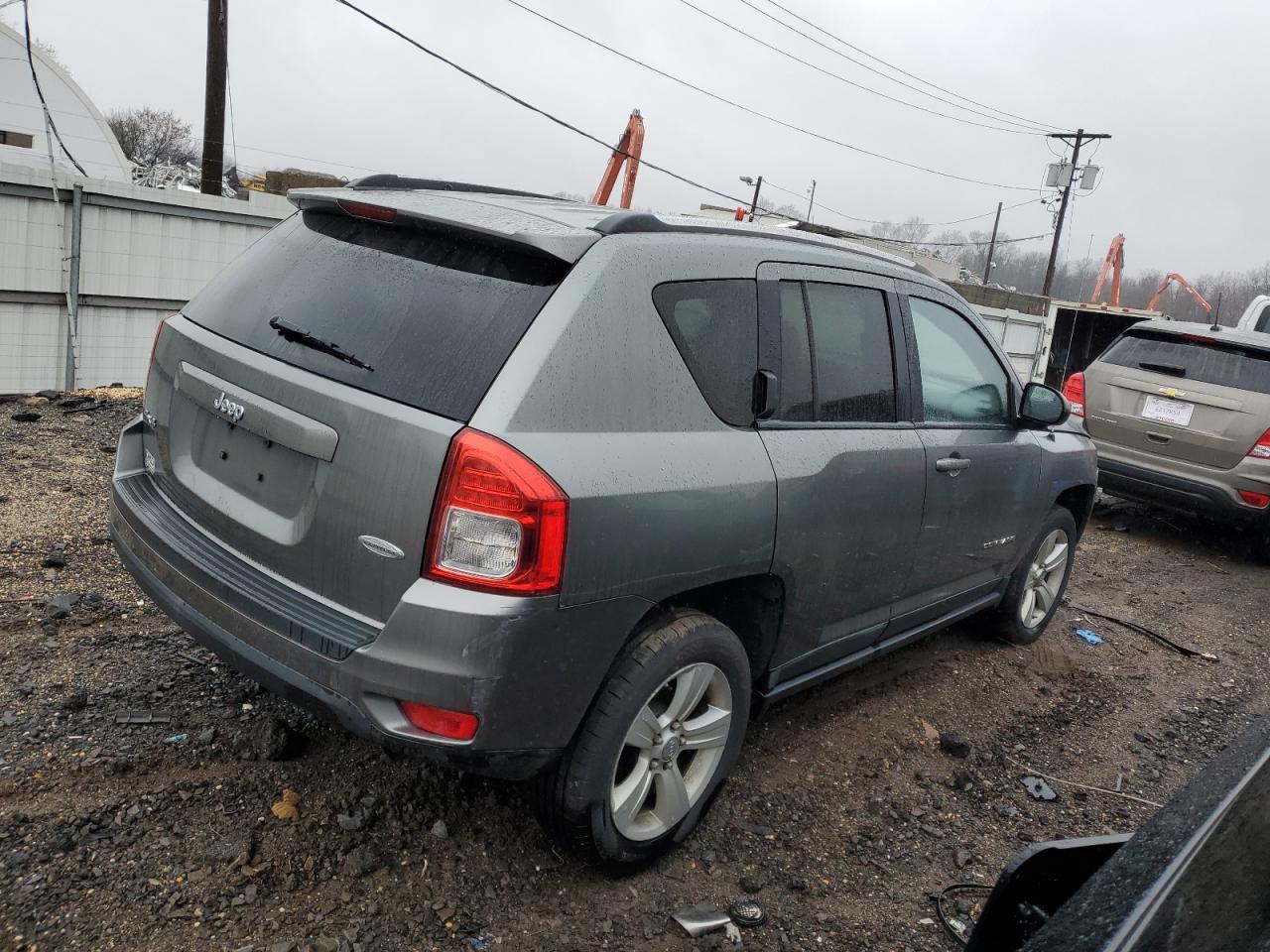 Изображение 3 2011 JEEP COMPASS SPORT 2011 с VIN 1J4NF1FB6BD202009
