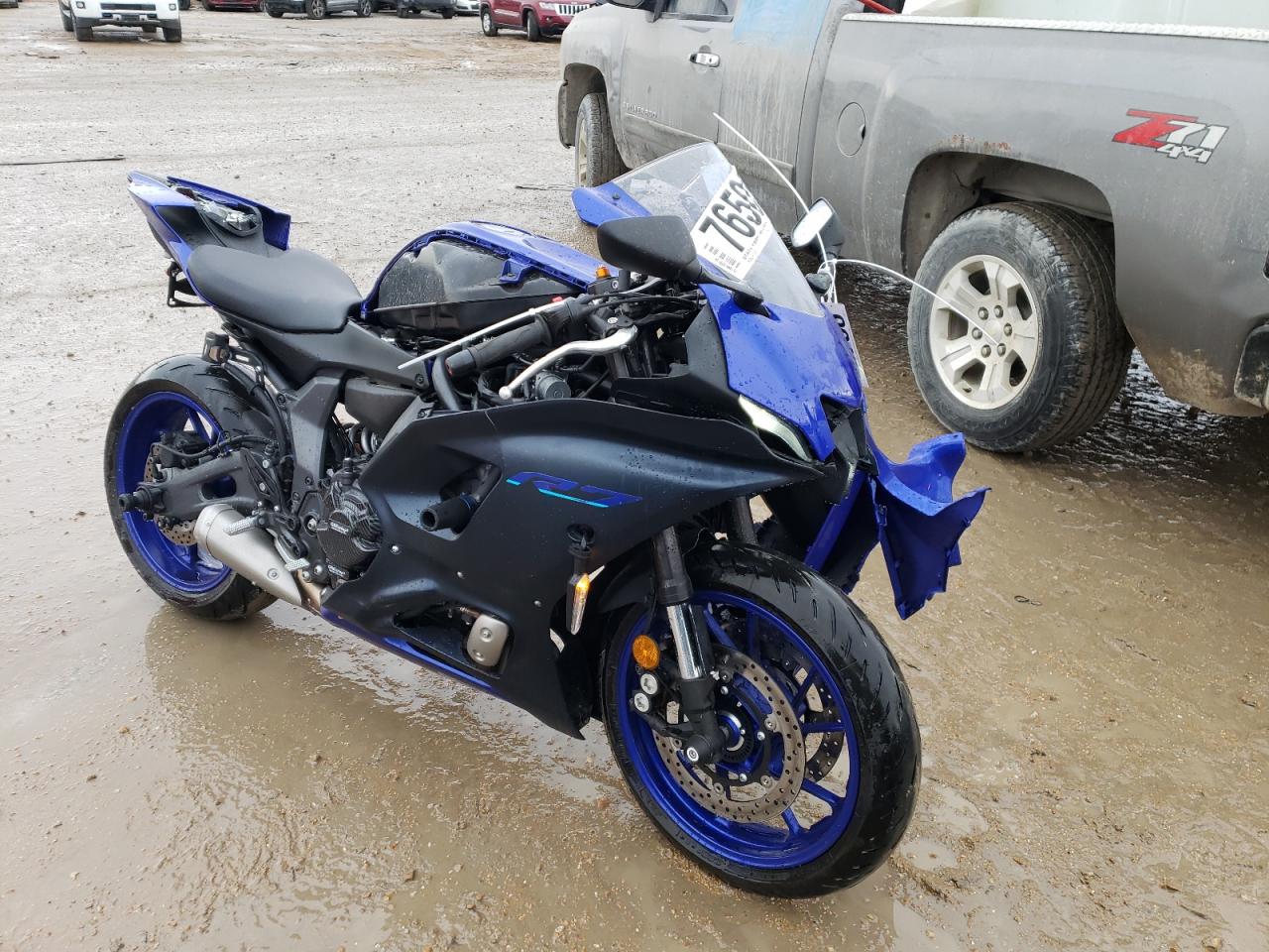 Obraz 1 z 2023 YAMAHA YZFR7  2023 z VIN JYARM38EXPA006661