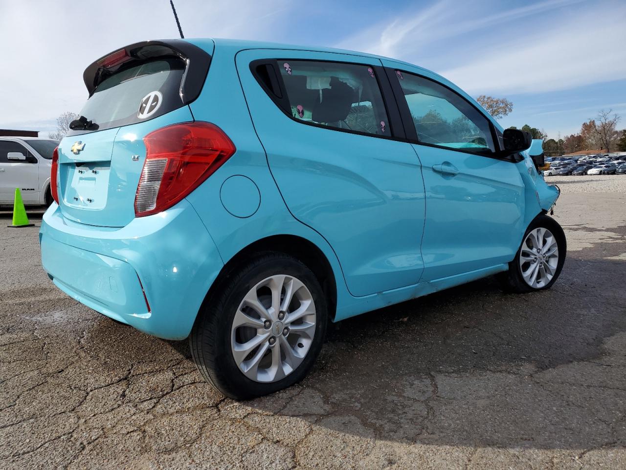 Obraz 3 z 2021 CHEVROLET SPARK 1LT 2021 z VIN KL8CD6SA7MC739728