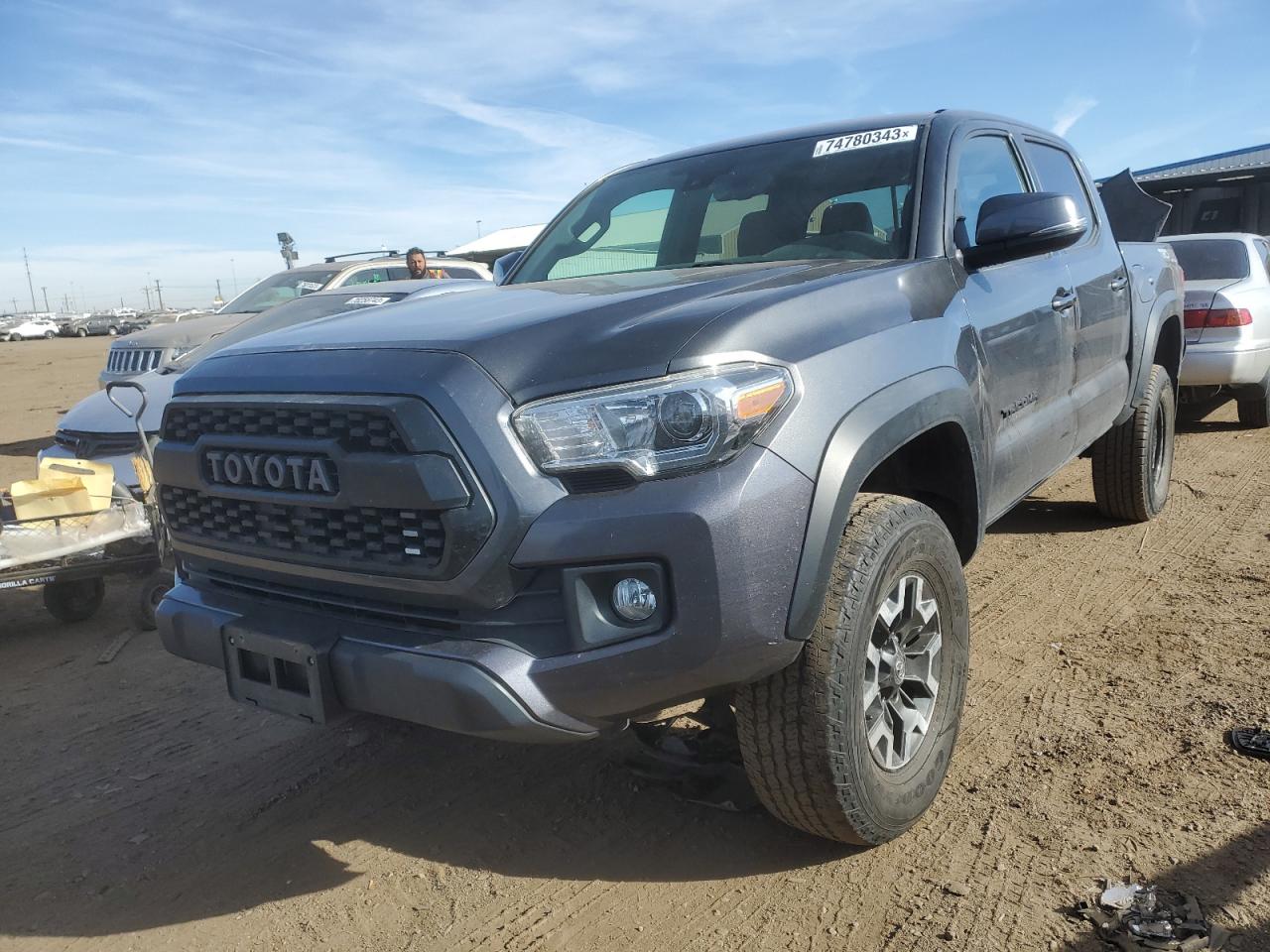 Obraz 2018 TOYOTA TACOMA DOUBLE CAB 2018