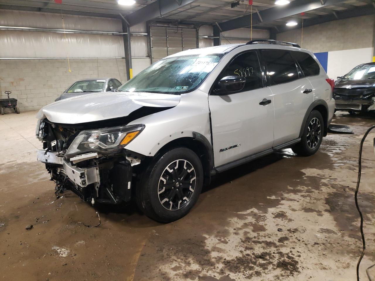 Obraz 2020 NISSAN PATHFINDER SV 2020