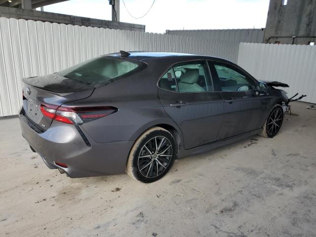 Obraz 3 z 2023 TOYOTA CAMRY SE NIGHT SHADE 2023 z VIN 4T1G11AKXPU733866