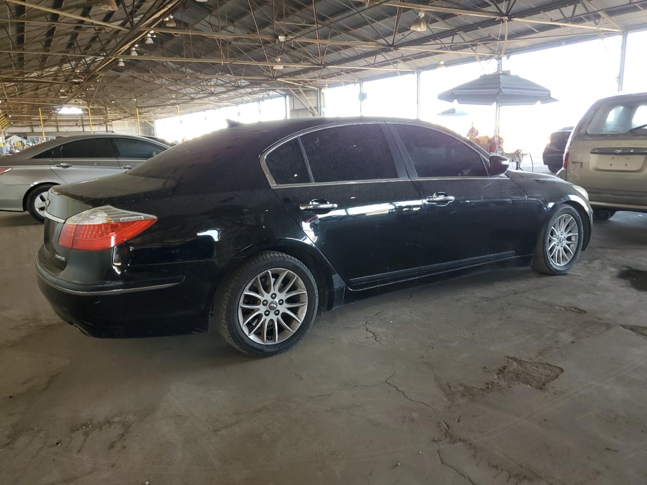 Изображение 3 Hyundai Genesis 3.8L 2009 с VIN KMHGC46E09U017060