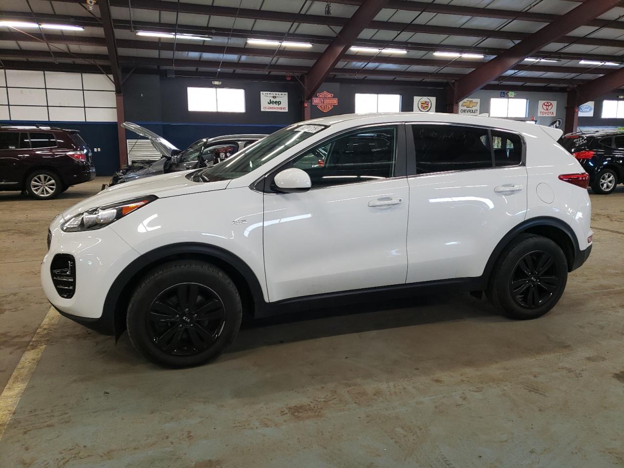 Image 1 of 2019 KIA SPORTAGE LX 2019 with VIN KNDPMCAC9K7502027