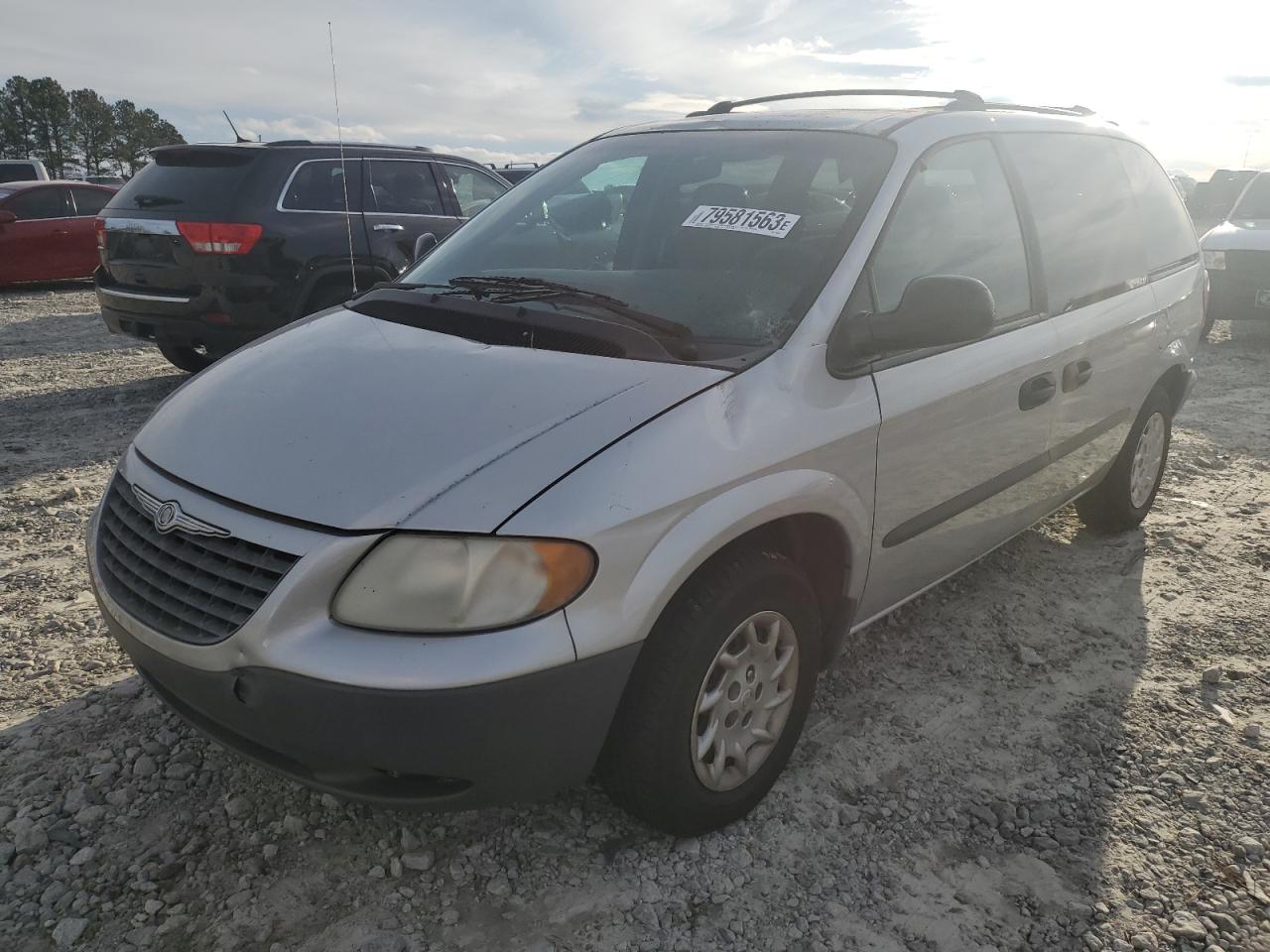 Image 1 of 2002 CHRYSLER VOYAGER  2002 with VIN 1C4GJ25332B504642