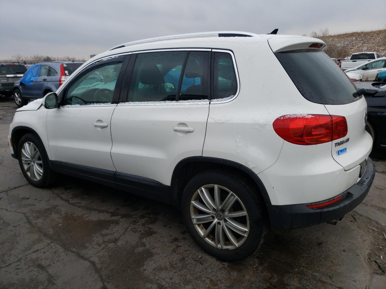 Image 2 of 2012 VOLKSWAGEN TIGUAN S 2012 with VIN WVGBV7AX9CW604092