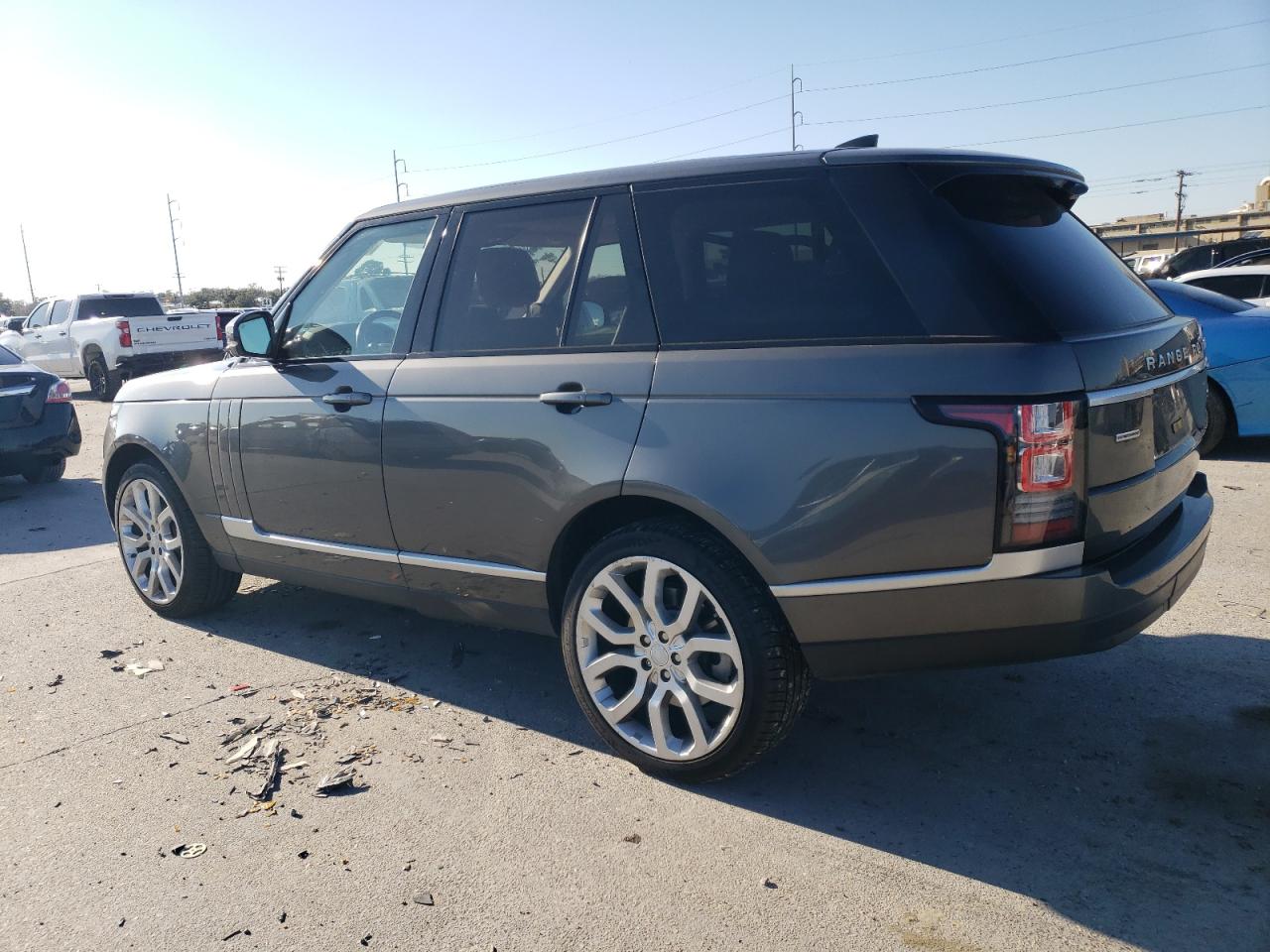 Obraz 2 z 2017 LAND ROVER RANGE ROVER SUPERCHARGED 2017 z VIN SALGS2FE2HA351725
