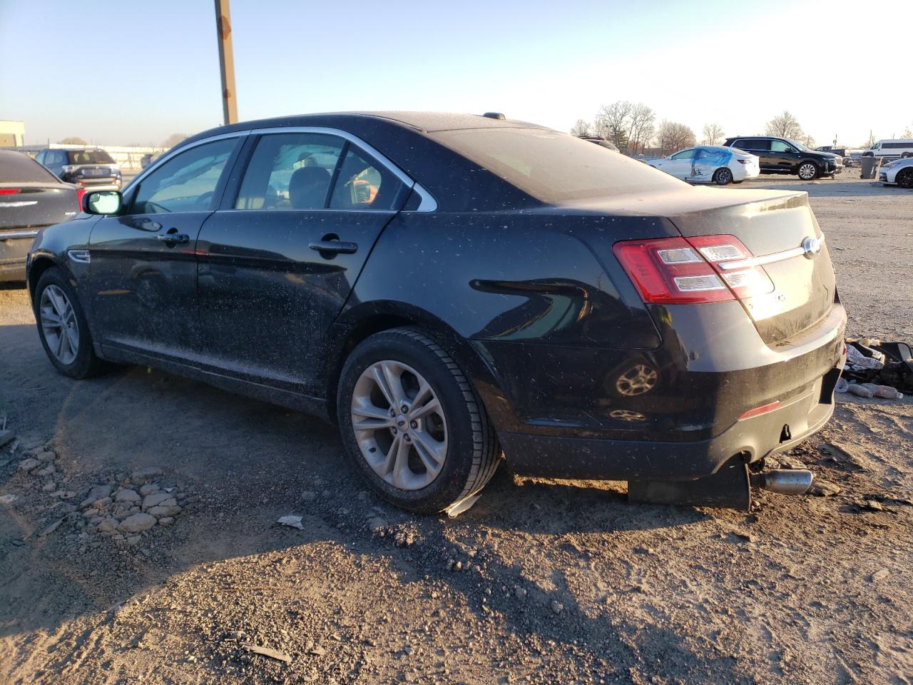 Image 2 of 2015 FORD TAURUS SEL 2015 with VIN 1FAHP2H87FG162427