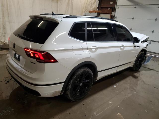 Image 3 of 2023 VOLKSWAGEN TIGUAN SE R-LINE BLACK 2023 with VIN 3VV8B7AXXPM010125