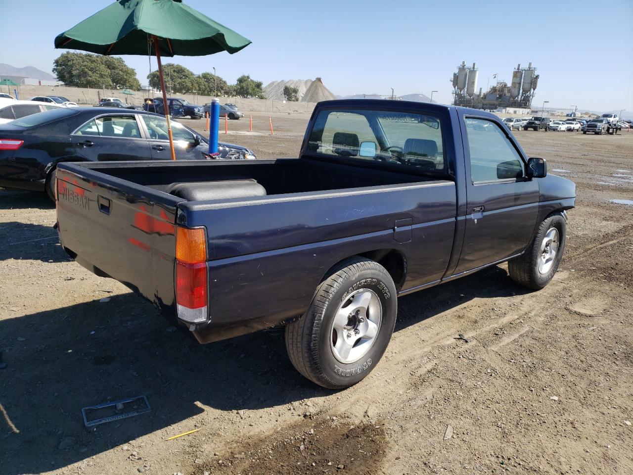 Image 3 of 1991 NISSAN TRUCK SHORT WHEELBASE 1991 with VIN 1N6SD11S2MC399837