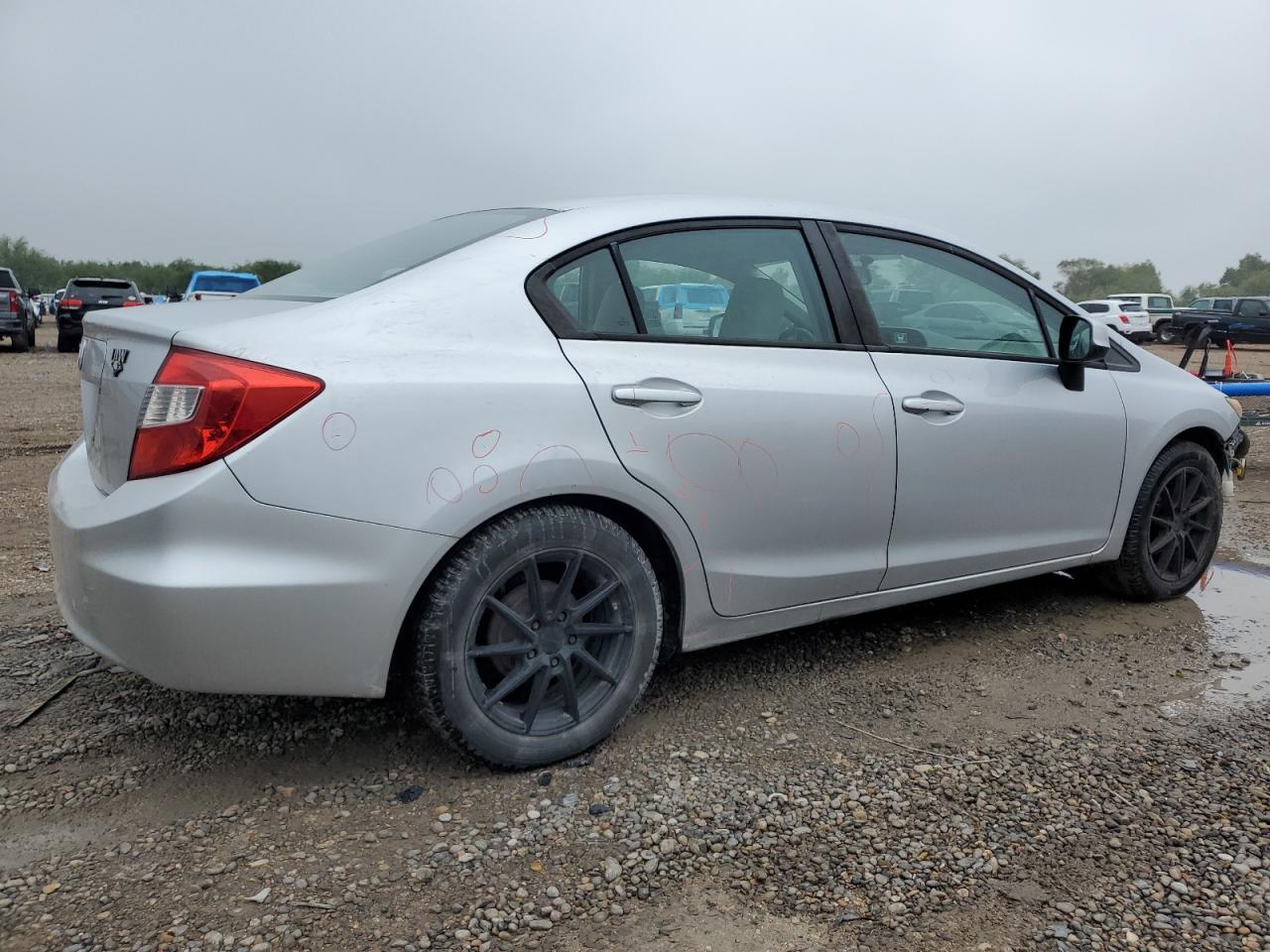 Obraz 3 z 2012 HONDA CIVIC LX 2012 z VIN 19XFB2F58CE080601
