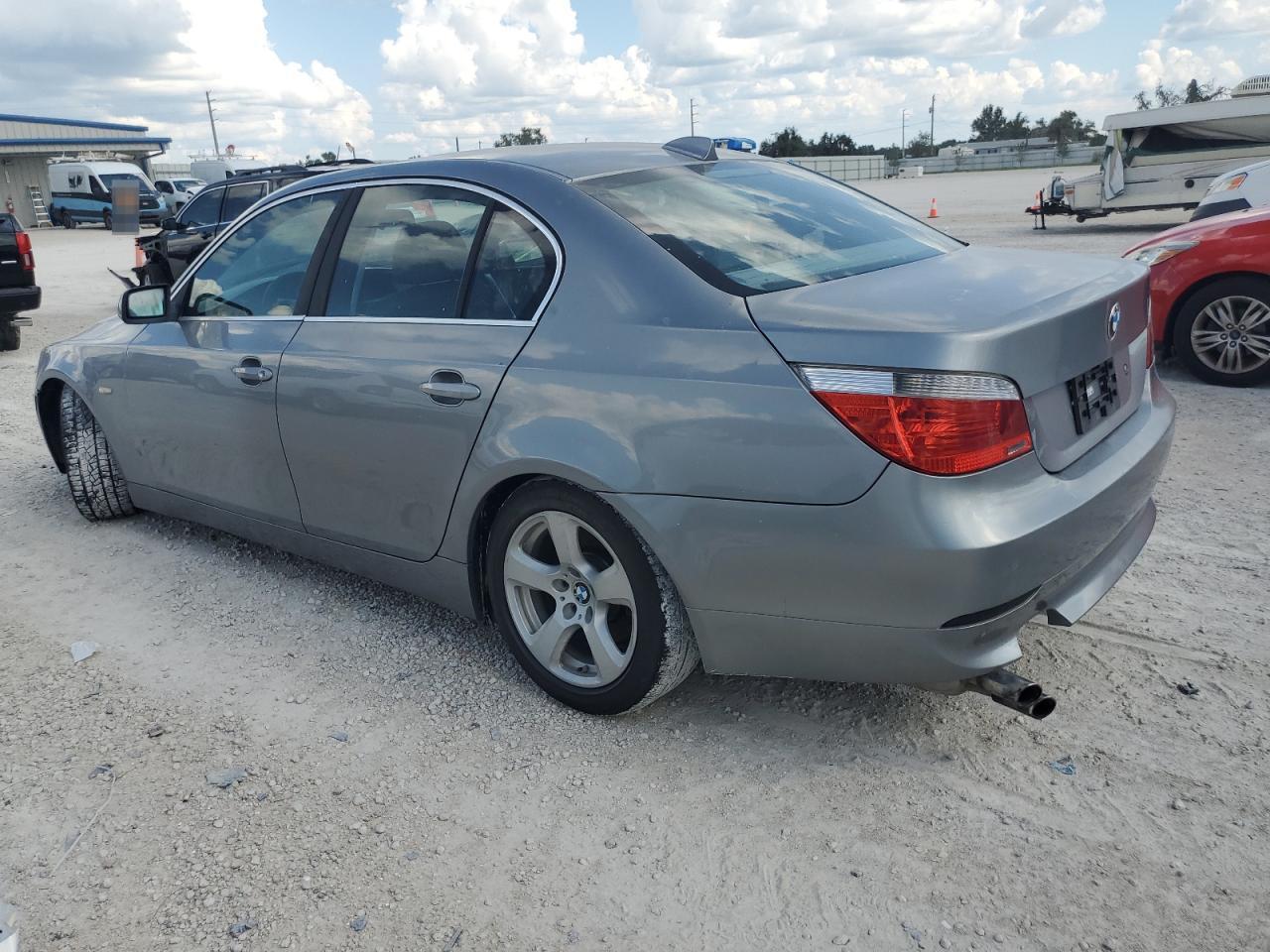 Image 2 of 2004 BMW 525 I 2004 with VIN WBANA53524B172626