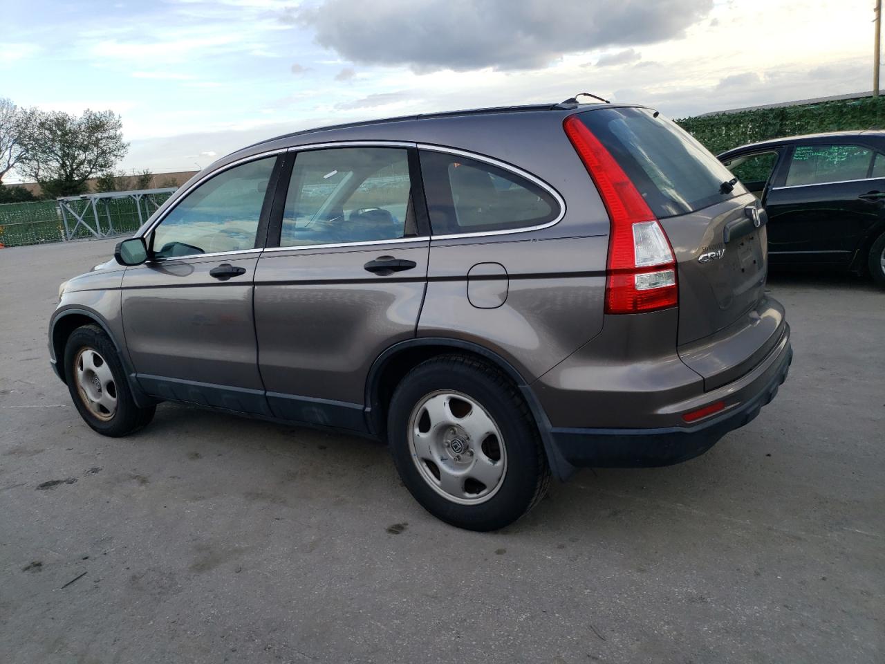 Изображение 2 2011 HONDA CR-V LX 2011 с VIN 5J6RE3H30BL014212