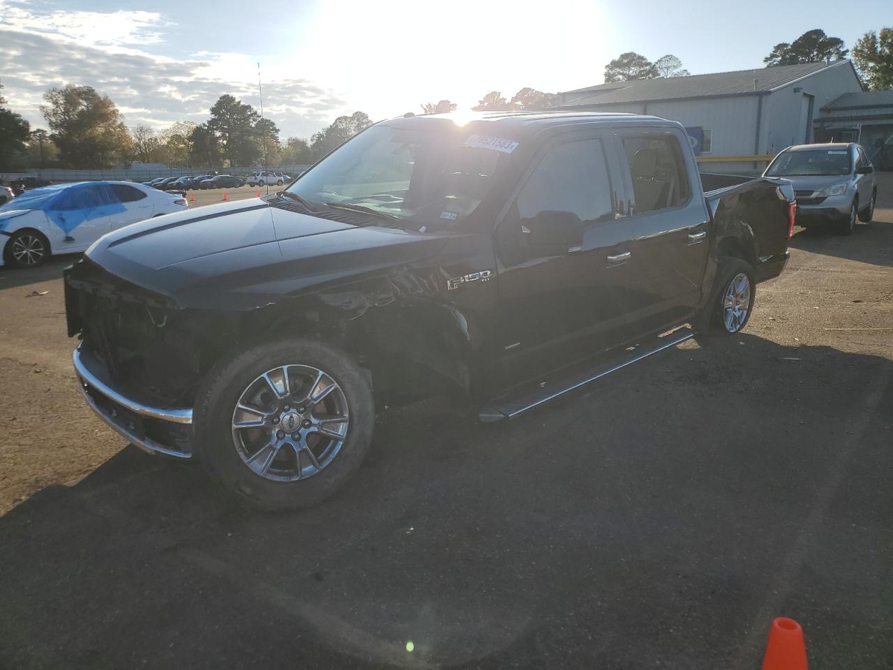 Image 1 of 2016 FORD F150 SUPERCREW 2016 with VIN 1FTEW1CPXGKD74617