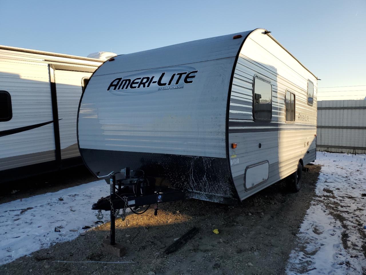 Image 2 of 2022 GULF STREAM AMERI-LITE 2022 with VIN 1NL1G2112N1153560