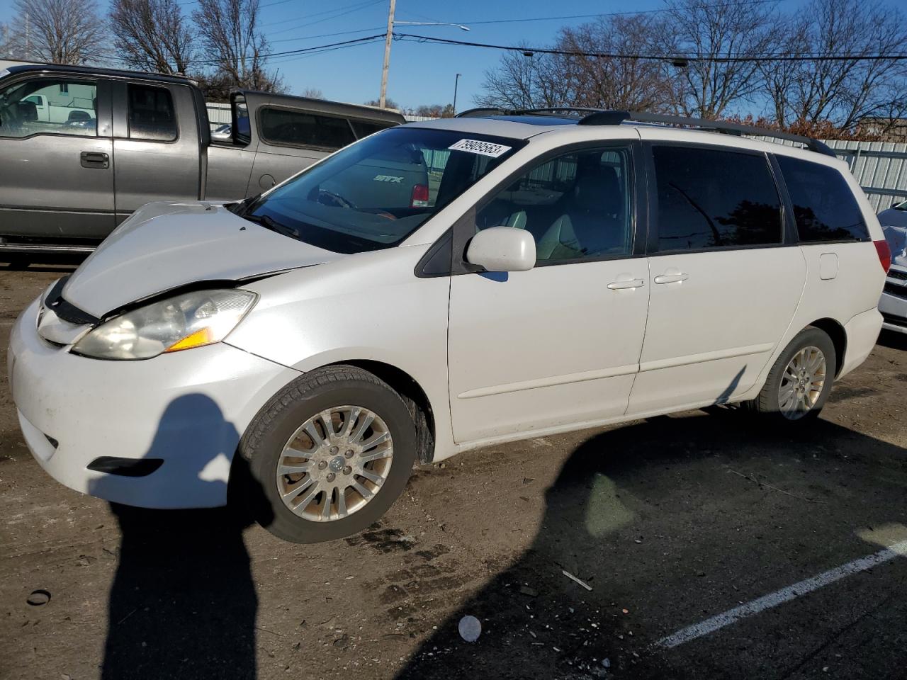 Obraz 1 z 2008 TOYOTA SIENNA XLE 2008 z VIN 5TDZK22C58S117716