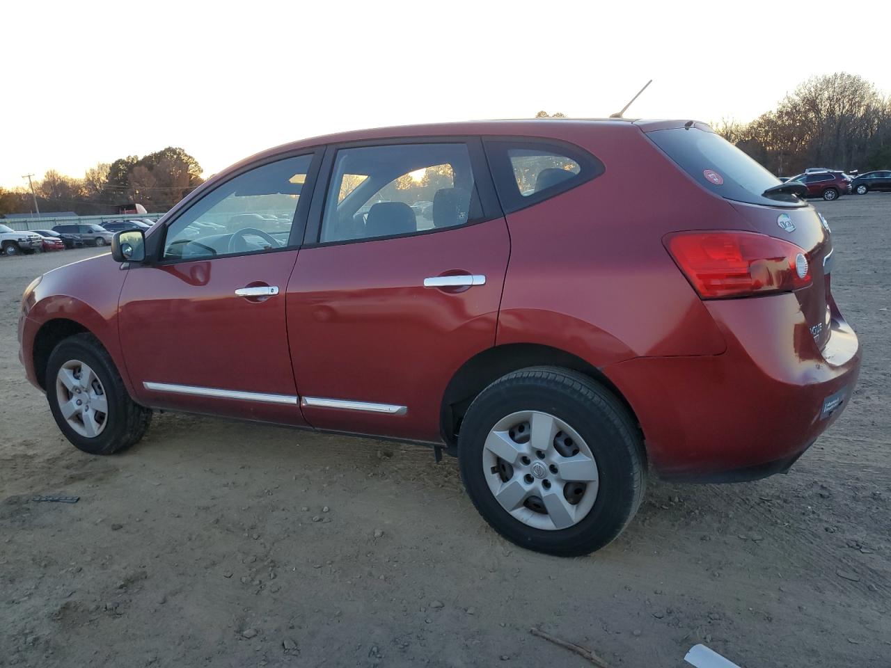 Image 2 of 2015 NISSAN ROGUE SELECT S 2015 with VIN JN8AS5MV6FW257482