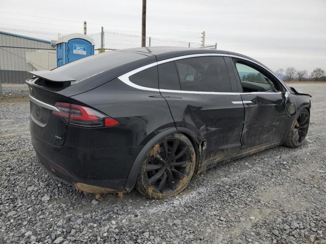 Obraz 3 z 2016 TESLA MODEL X  2016 z VIN 5YJXCAE2XGF010813