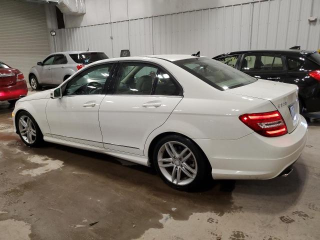 Obraz 2 z 2012 MERCEDES-BENZ C 300 4MATIC 2012 z VIN WDDGF8BB4CA627234