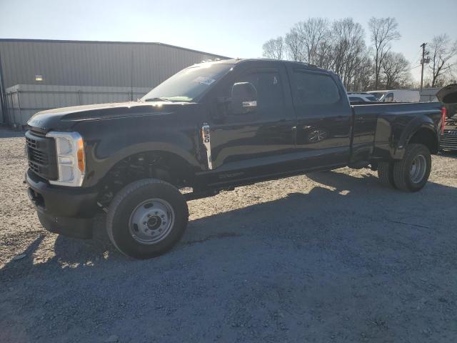 Obraz 2023 FORD F350 SUPER DUTY 2023