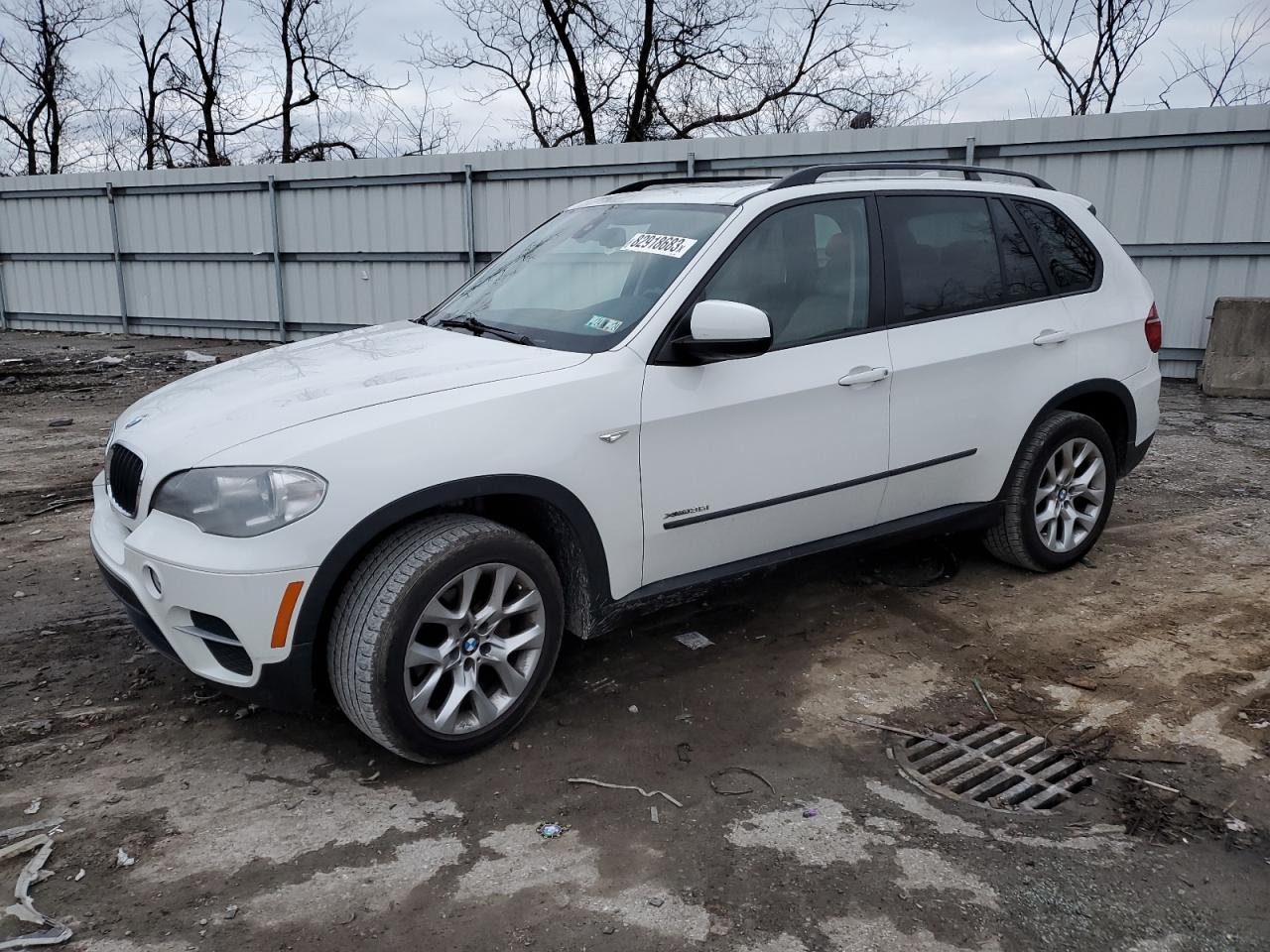 Image 1 of 2012 BMW X5 XDRIVE35I 2012 with VIN 5UXZV4C55CL749384