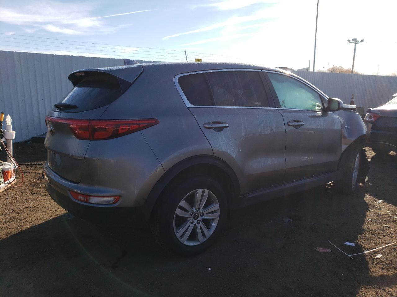 Image 3 of 2018 KIA SPORTAGE LX 2018 with VIN KNDPMCAC6J7377132