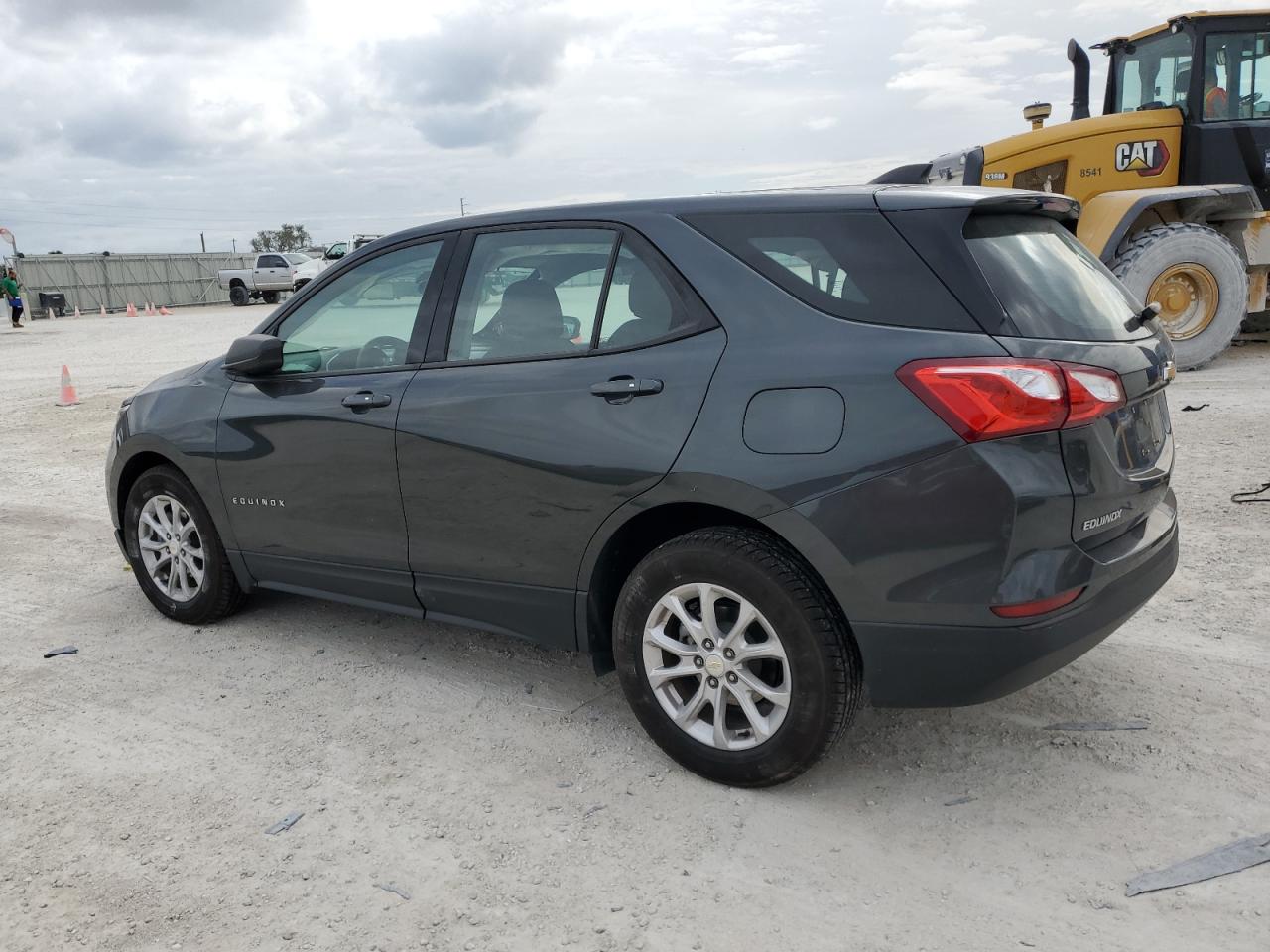 Image 2 of 2019 CHEVROLET EQUINOX LS 2019 with VIN 3GNAXHEV1KS603061