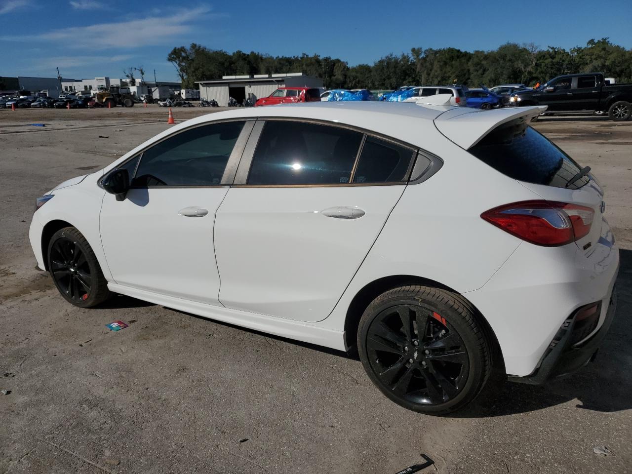 Image 2 of 2018 CHEVROLET CRUZE LT 2018 with VIN 3G1BE6SM6JS643338