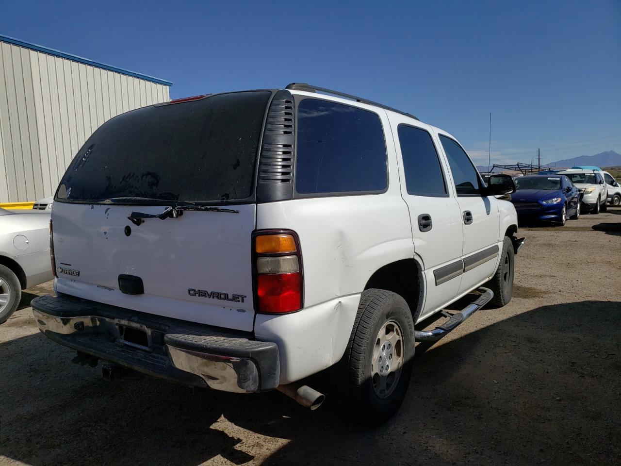 Image 3 of 2005 CHEVROLET TAHOE C1500 2005 with VIN 1GNEC13T85R219419
