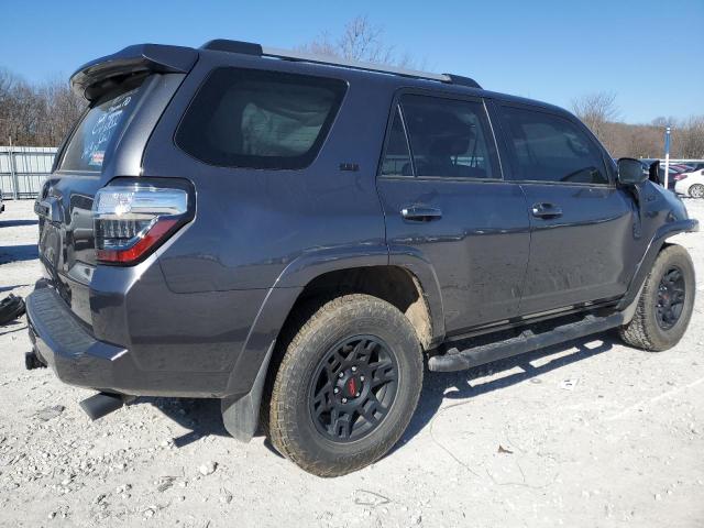 Obraz 3 z 2023 TOYOTA 4RUNNER SR5 2023 z VIN JTEFU5JR7P5295731